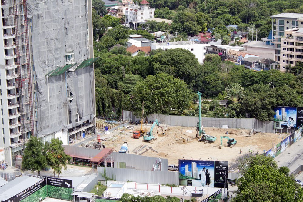 Riviera Wongamat  Construction August 2016 (2)